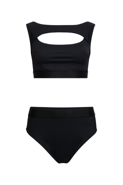 Still-Bikini