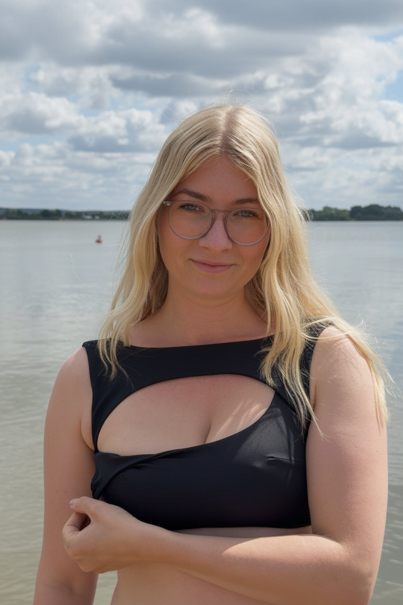 Still-Bikini