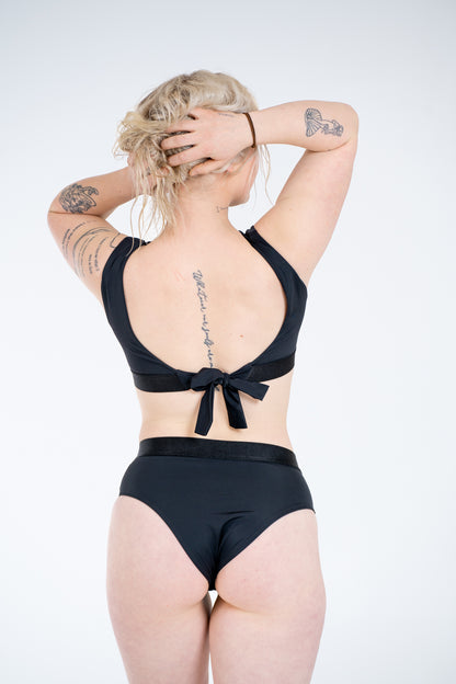 Still-Bikini
